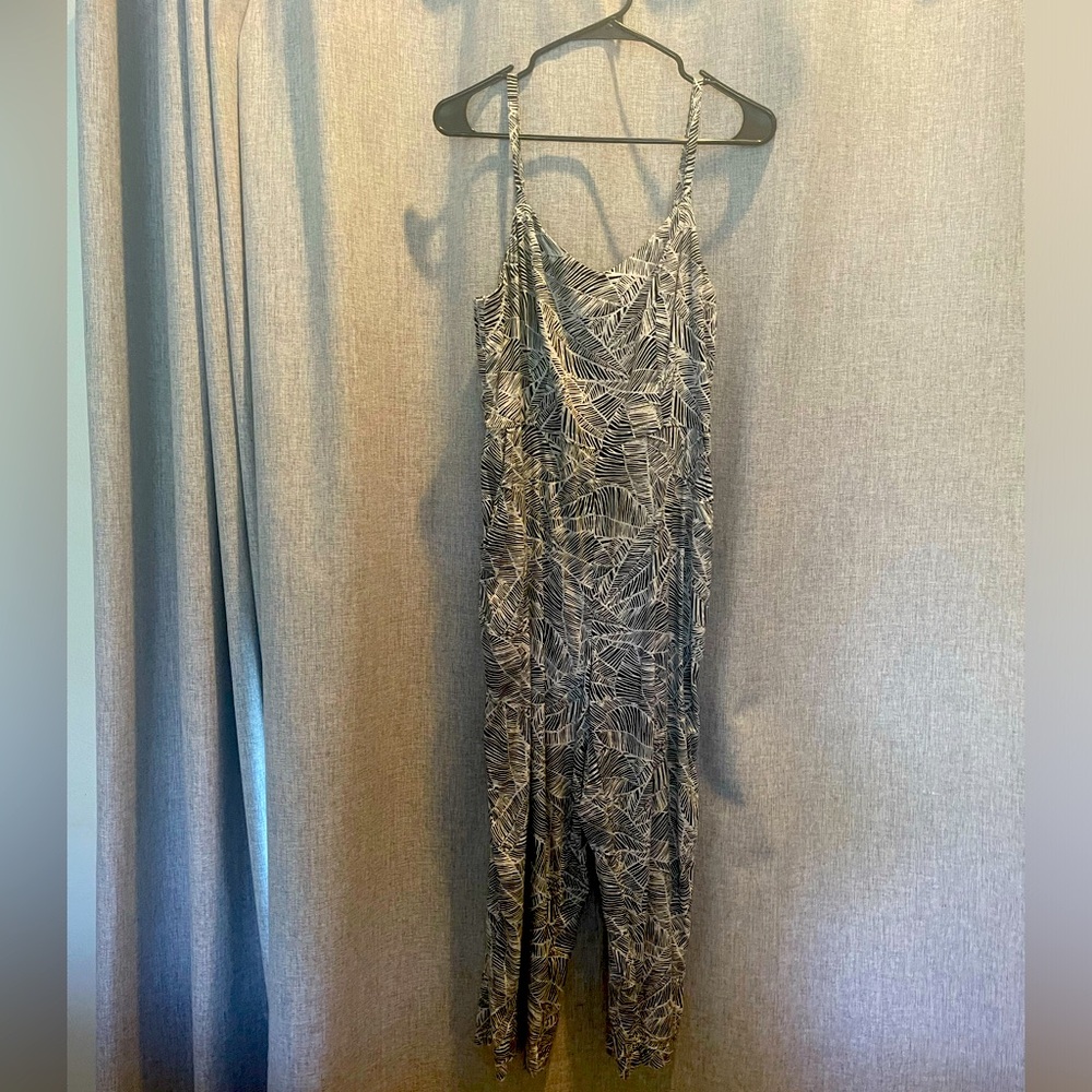 Old Navy BOHO Romper - Picture 2 of 6